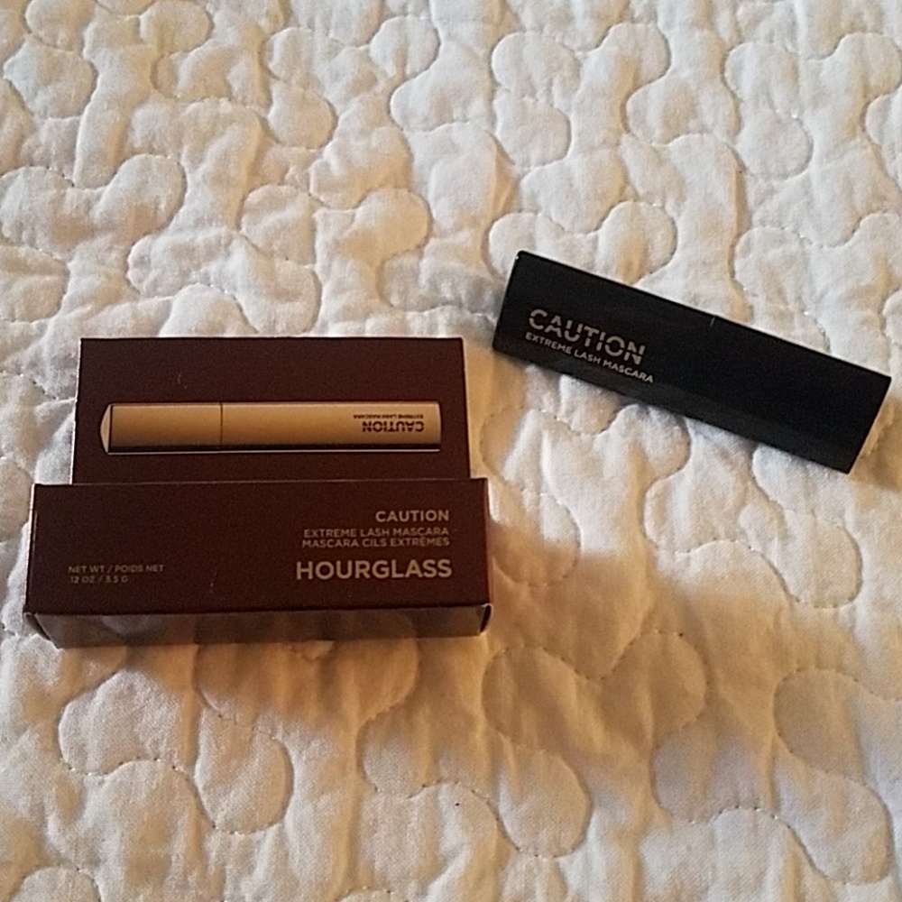 Hourglass mini extreme lash mascara